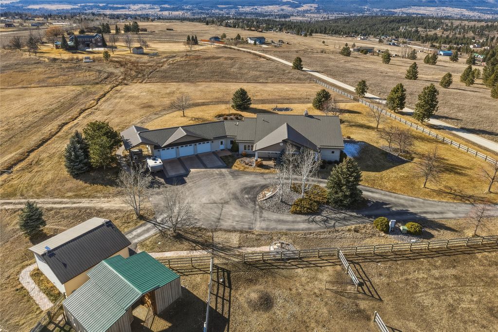 460 Windwalker Trail, Stevensville, MT 59870 photo 3