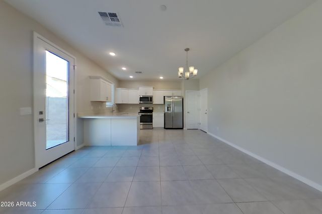 4536 E GRANDVIEW Street, Mesa, AZ 85205
