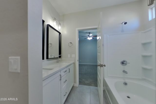 4536 E GRANDVIEW Street, Mesa, AZ 85205