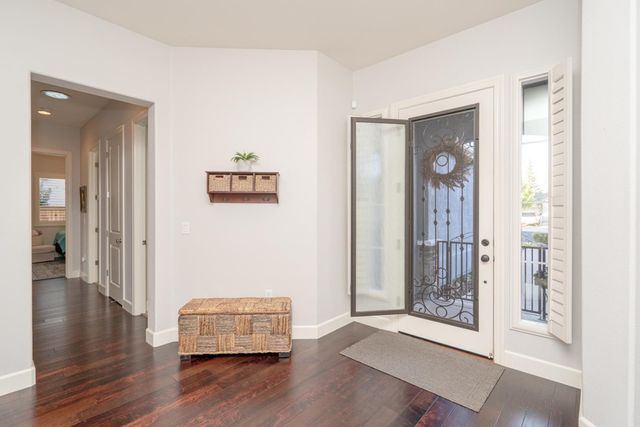 425 Rockcliff Ct, Roseville, CA 95747