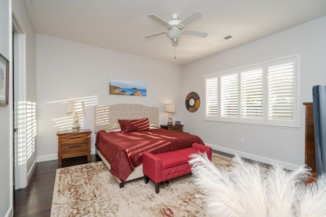 425 Rockcliff Ct, Roseville, CA 95747