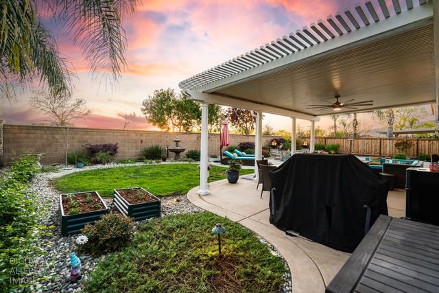 425 Rockcliff Ct, Roseville, CA 95747