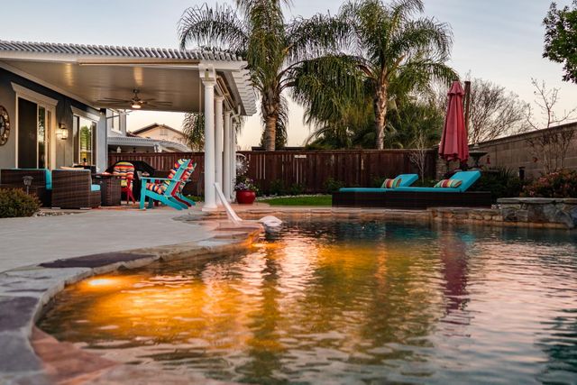 425 Rockcliff Ct, Roseville, CA 95747