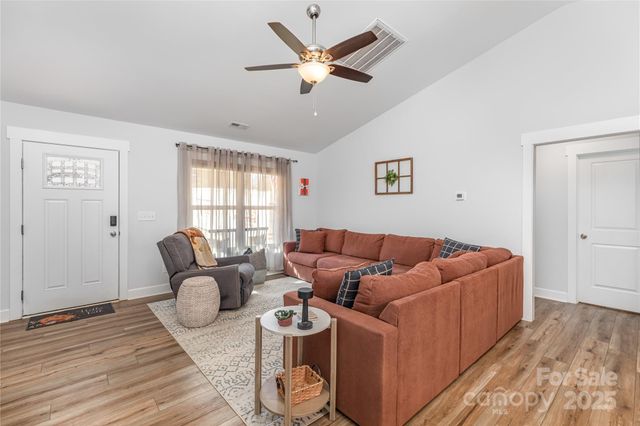 510 Fairbluff Avenue, Salisbury, NC 28146