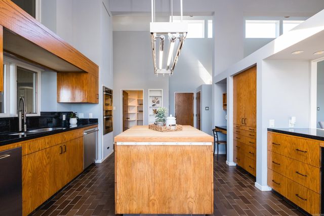 1 Rivers Edge Drive, Little Rock, AR 72227