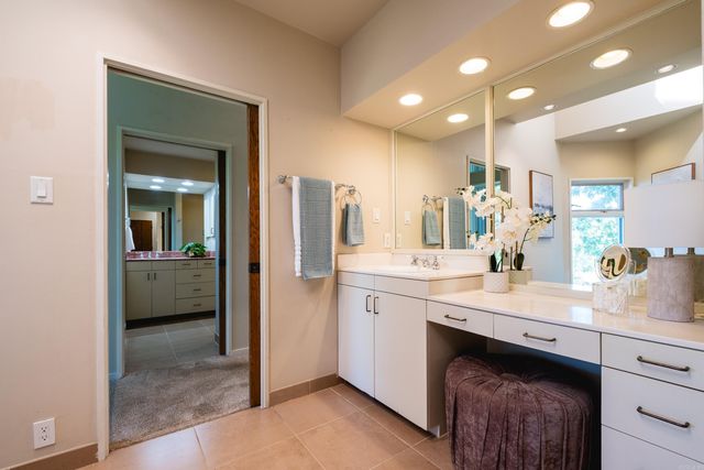 1 Rivers Edge Drive, Little Rock, AR 72227