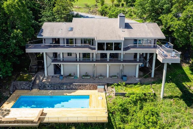 1 Rivers Edge Drive, Little Rock, AR 72227