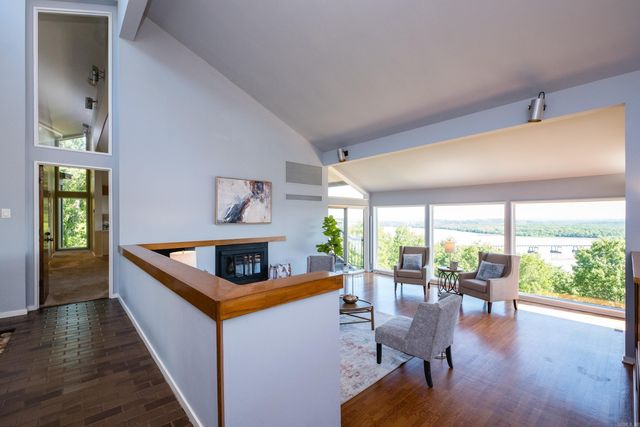 1 Rivers Edge Drive, Little Rock, AR 72227