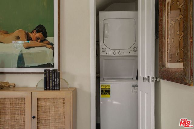 5315 Saturn Street, Los Angeles, CA 90019