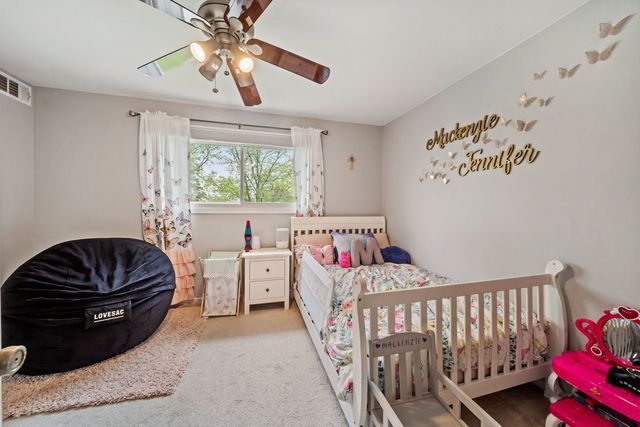 8243 N Washington Street, Niles, IL 60714