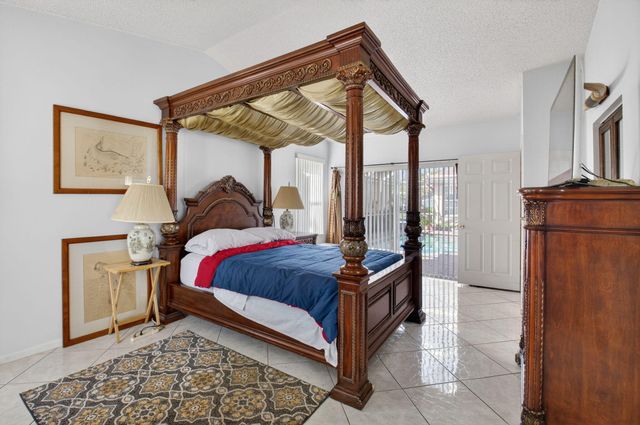 9651 Honeybell Circle, Boynton Beach, FL 33437