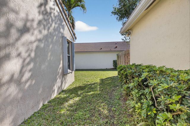 9651 Honeybell Circle, Boynton Beach, FL 33437