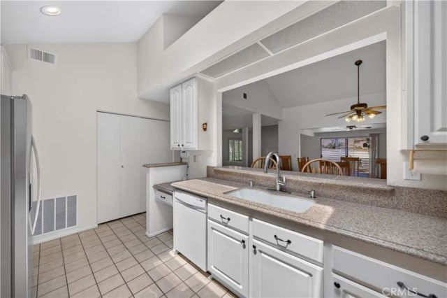 14611 Calle Palma Loma 14, Whittier, CA 90604