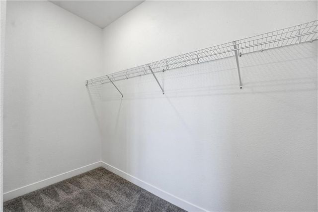 1225 SE Windbreak Drive, Lee's Summit, MO 64081