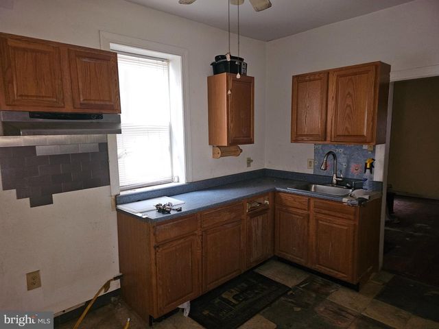 921 N LOMBARD ST, Wilmington, DE 19801