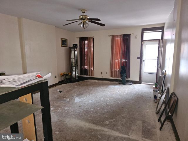 921 N LOMBARD ST, Wilmington, DE 19801