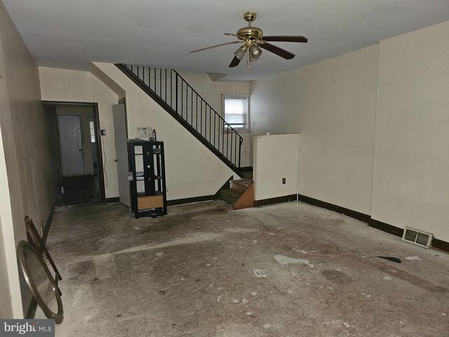 921 N LOMBARD ST, Wilmington, DE 19801
