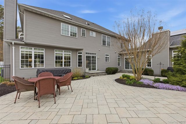 103 Pine Street, Port Jefferson Station, NY 11776