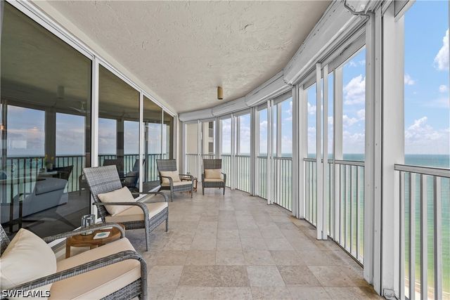 8111 Bay Colony DR 1904, Naples, FL 34108