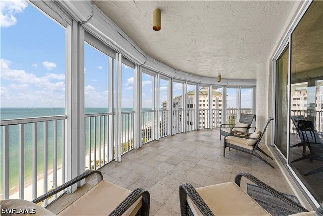 8111 Bay Colony DR 1904, Naples, FL 34108