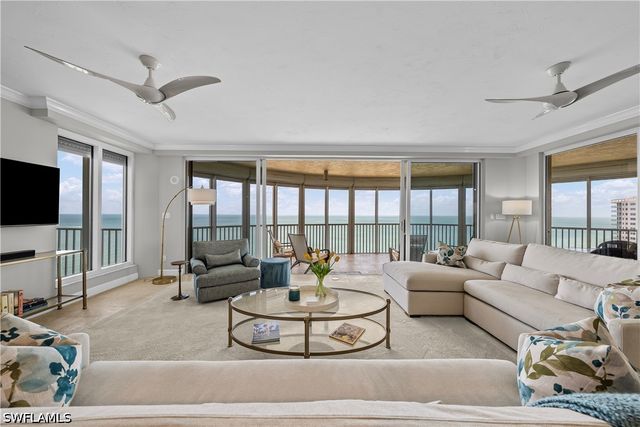 8111 Bay Colony DR 1904, Naples, FL 34108