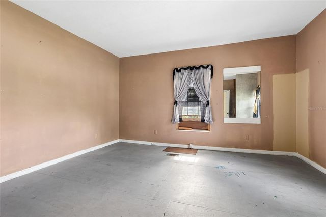 3701 E WARM SPRINGS AVE, Coleman, FL 33521
