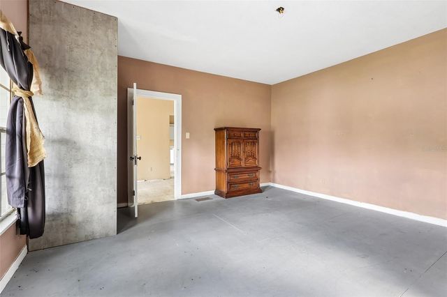 3701 E WARM SPRINGS AVE, Coleman, FL 33521