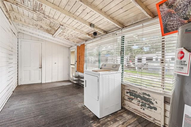 3701 E WARM SPRINGS AVE, Coleman, FL 33521