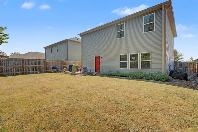 4738 W Hoover Loop, Fayetteville, AR 72704