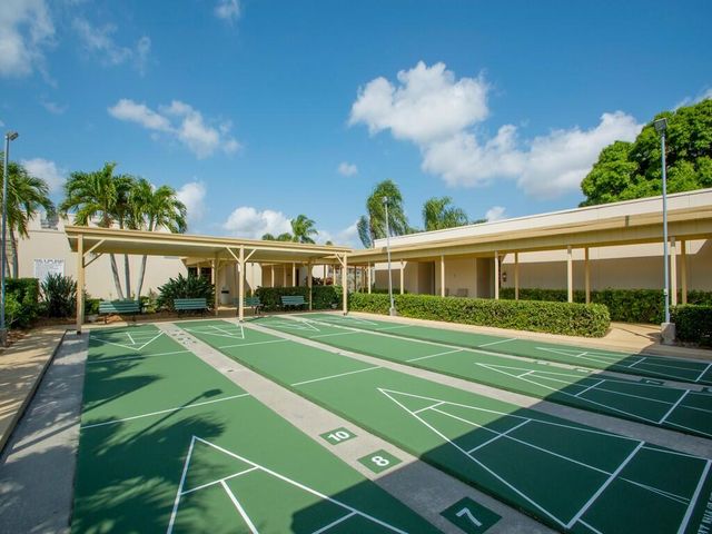 100 Spring Lake Drive 107, Vero Beach, FL 32962