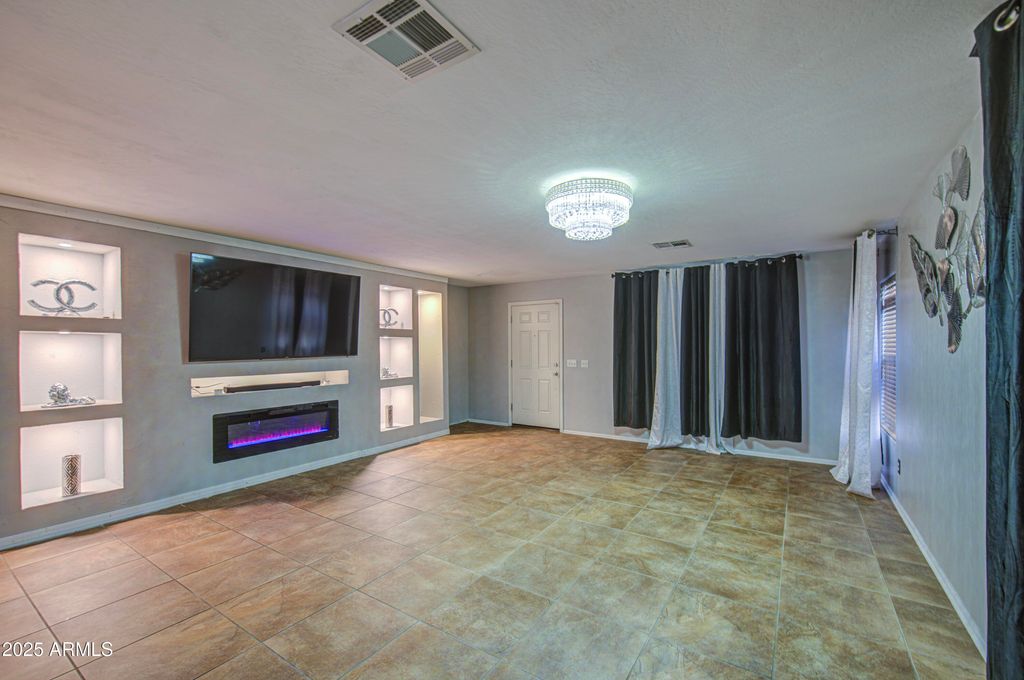10817 W PIERSON Street, Phoenix, AZ 85037 — photo 5