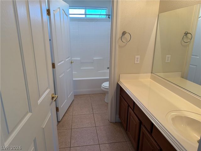 4845 Trenton Manor Court, Las Vegas, NV 89131