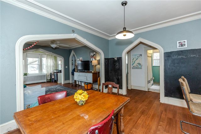 18 Bow Street, Cranston, RI 02905