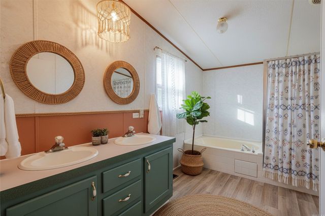 3233 Deer Path Lane 1, Weatherford, TX 76085