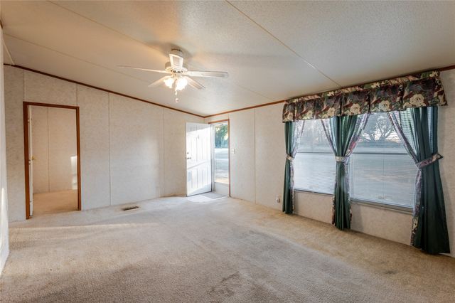 3233 Deer Path Lane 1, Weatherford, TX 76085