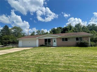 11502 Wylwood Drive, Maryland Heights, MO 63043