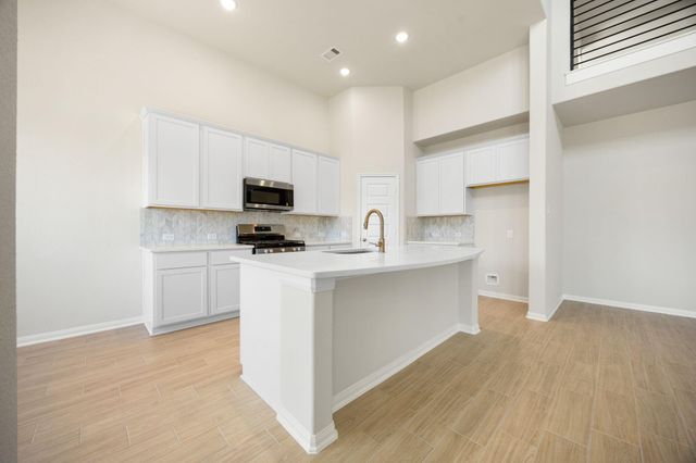 1081 Westfork Drive, Sealy, TX 77474