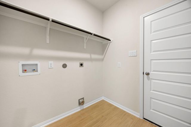 1081 Westfork Drive, Sealy, TX 77474