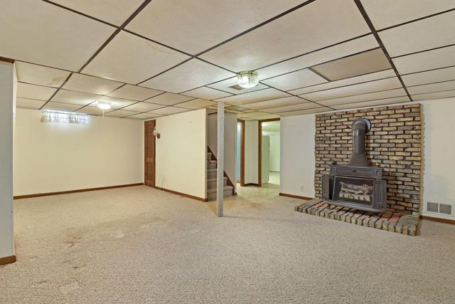 5025 Harrison ROAD, Kenosha, WI 53142