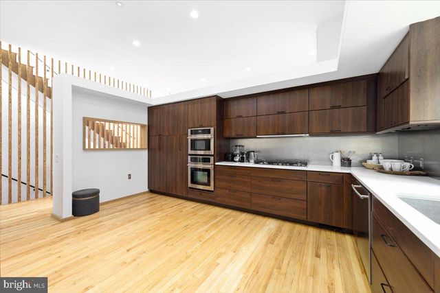 2500 BUCKELEW DR, Falls Church, VA 22046