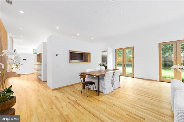 2500 BUCKELEW DR, Falls Church, VA 22046