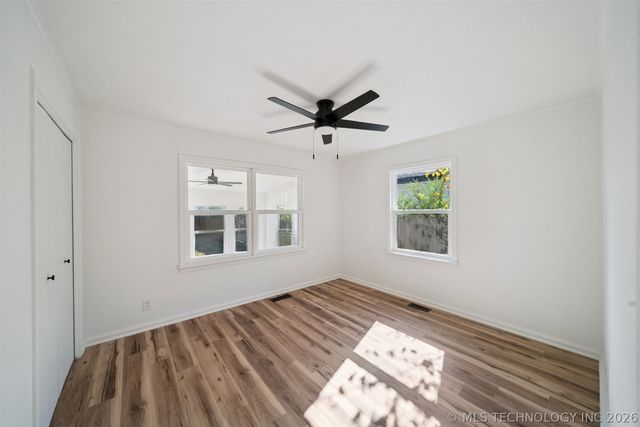 559 S Sandusky Avenue, Tulsa, OK 74112