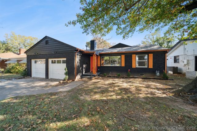 559 S Sandusky Avenue, Tulsa, OK 74112