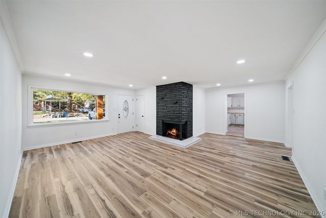 559 S Sandusky Avenue, Tulsa, OK 74112