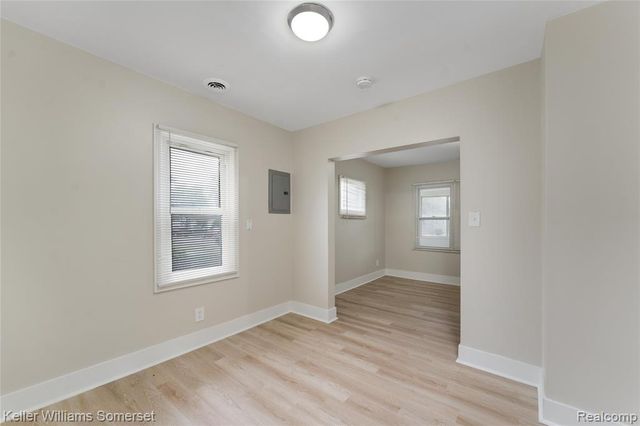 24646 Tuscany Avenue, Eastpointe, MI 48021