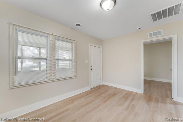 24646 Tuscany Avenue, Eastpointe, MI 48021