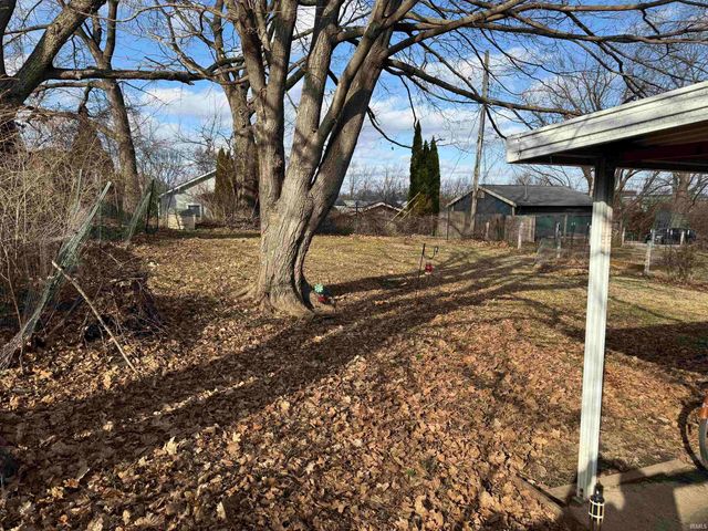 620 W 8th Street, Bloomington, IN 47404