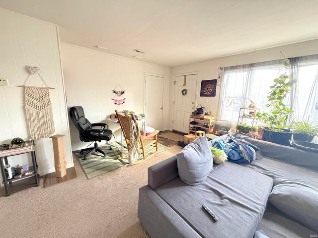 620 W 8th Street, Bloomington, IN 47404