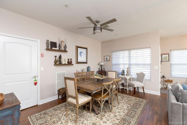 54 Barley Lane 54L, Patchogue, NY 11772