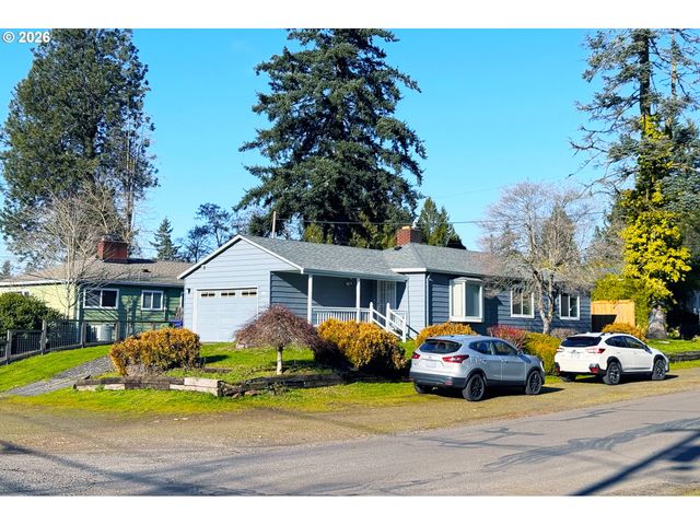 8647 Ne SCHUYLER St, Portland, OR 97220